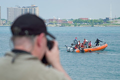 Photographing the Divers